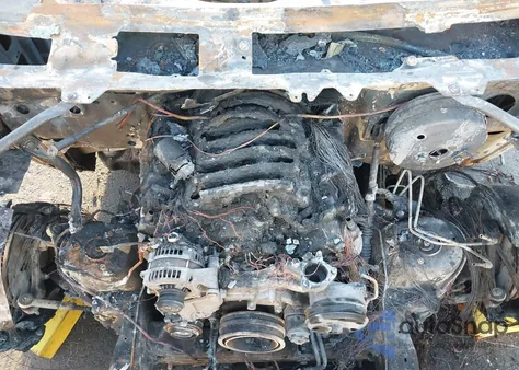 2015 Chevrolet Silverado 1500 1Lt из США, поврежденный, VIN 3GCPCREC7FG166324